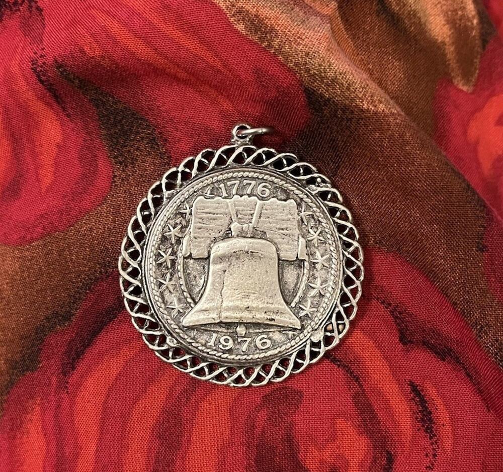 VTG American Bicentennial Liberty Bell Medallion Patriotic Pendant 1776-1976 2"